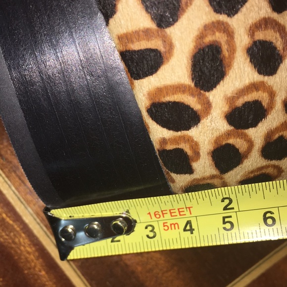 NWOB Sofft  9.5 Leopard Print Fur Flats - Picture 4 of 7